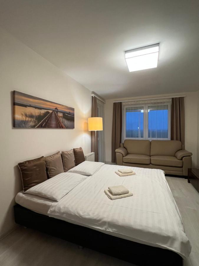 Chance Apartman Buekfuerdo מראה חיצוני תמונה